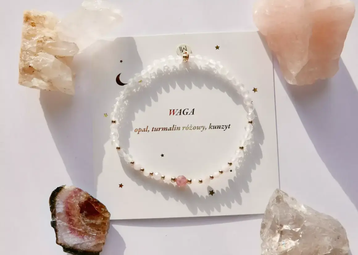 Bransoletka z kamieni naturalnych dla Wagi: opal, turmalin różowy, kunzyt. Idealny kamień zodiakalny.
